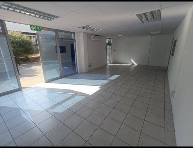 INDUSTRIAL PROPERTY TO RENT IN LASER PARK